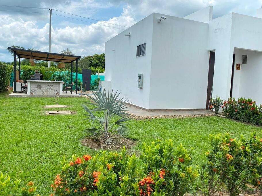 Casa Palma Roja Boutique , Piscina Privada Villa Carmen de Apicalá Exterior photo