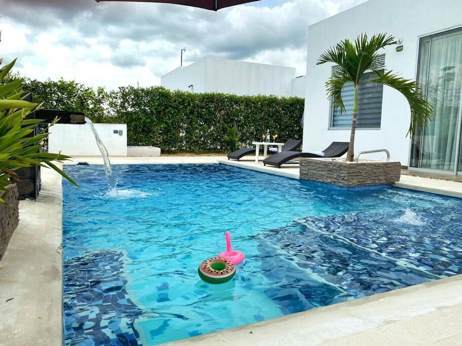 Casa Palma Roja Boutique , Piscina Privada Villa Carmen de Apicalá Exterior photo